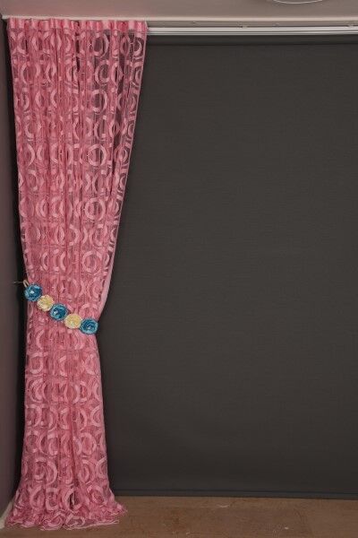 VAKKO MODEL PEMBE RENK İP PERDE HAZIR DÜĞMELERİ DİKİLMİŞ İP PERDE 300*270 cm - 6